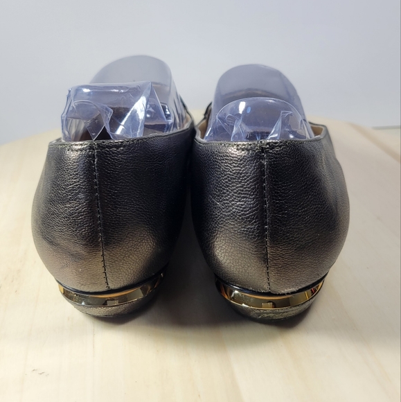 Vaneli Bronze Leather Loafer Flats Women's Size 8 - Picture 4 of 13